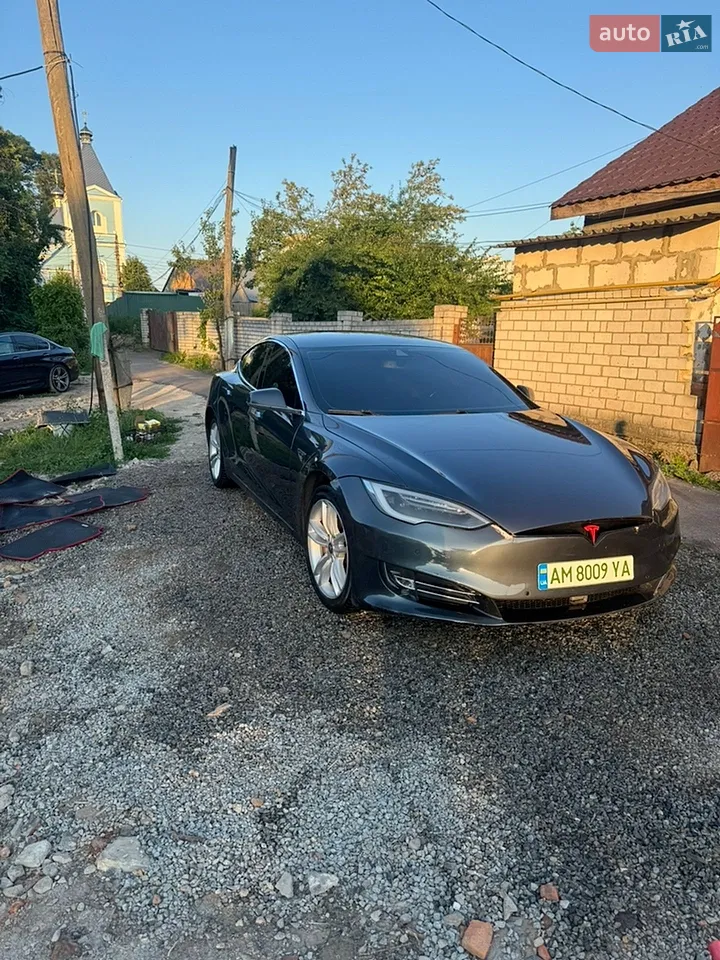 2015 Tesla Model S - мініатюра 18