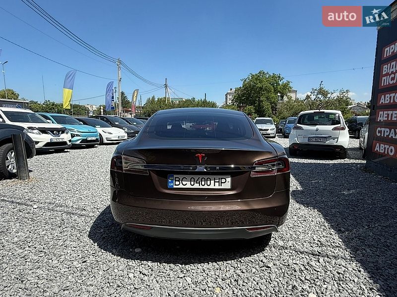 Ліфтбек Tesla Model S 2014 в Стрию фото 6 Ліфтбек Tesla Model S 2014 в Стрию