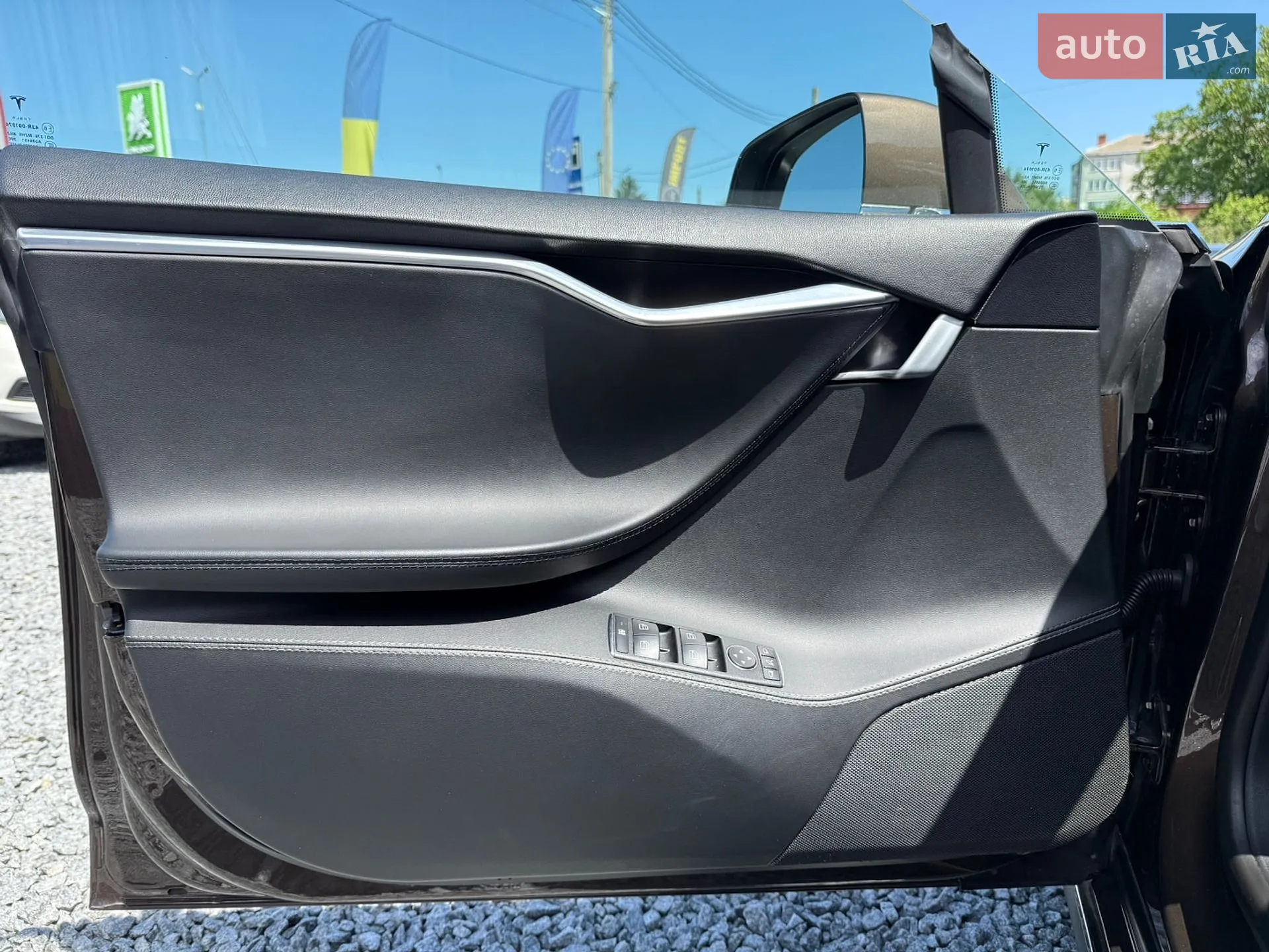 2014 Tesla Model S - мініатюра 11