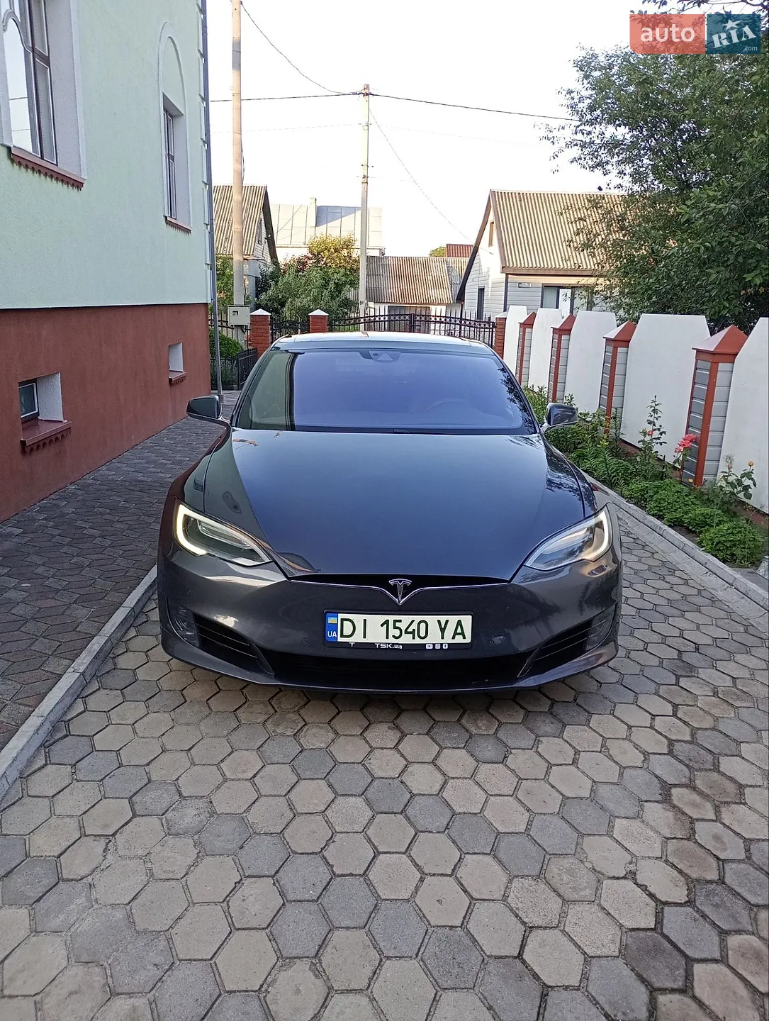 2016 Tesla Model S - мініатюра 3