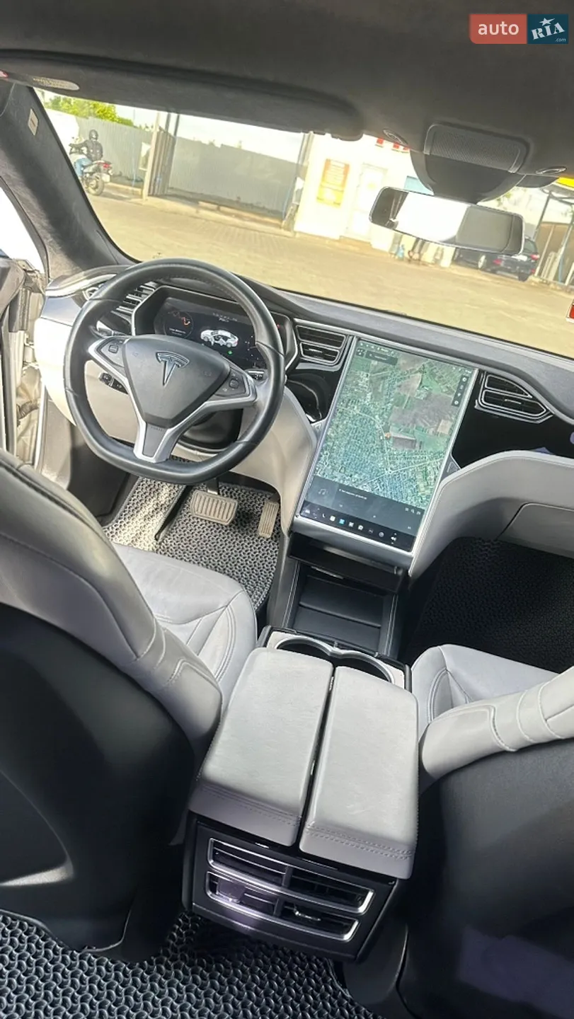 2015 Tesla Model S - мініатюра 4