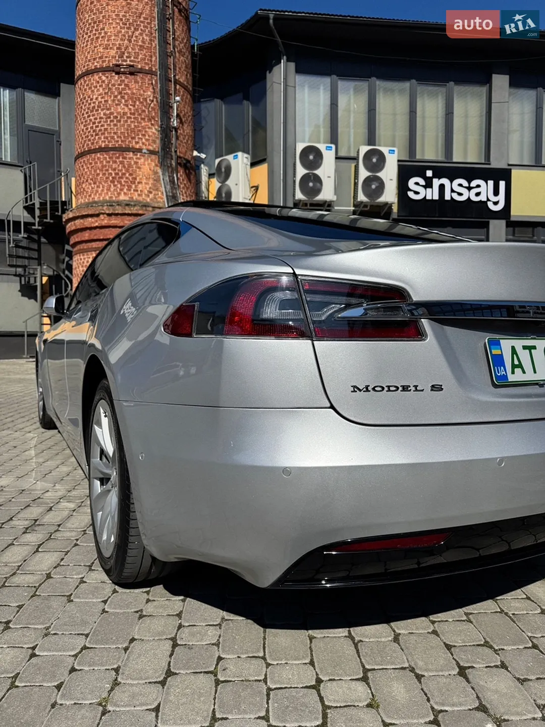 2016 Tesla Model S - мініатюра 11
