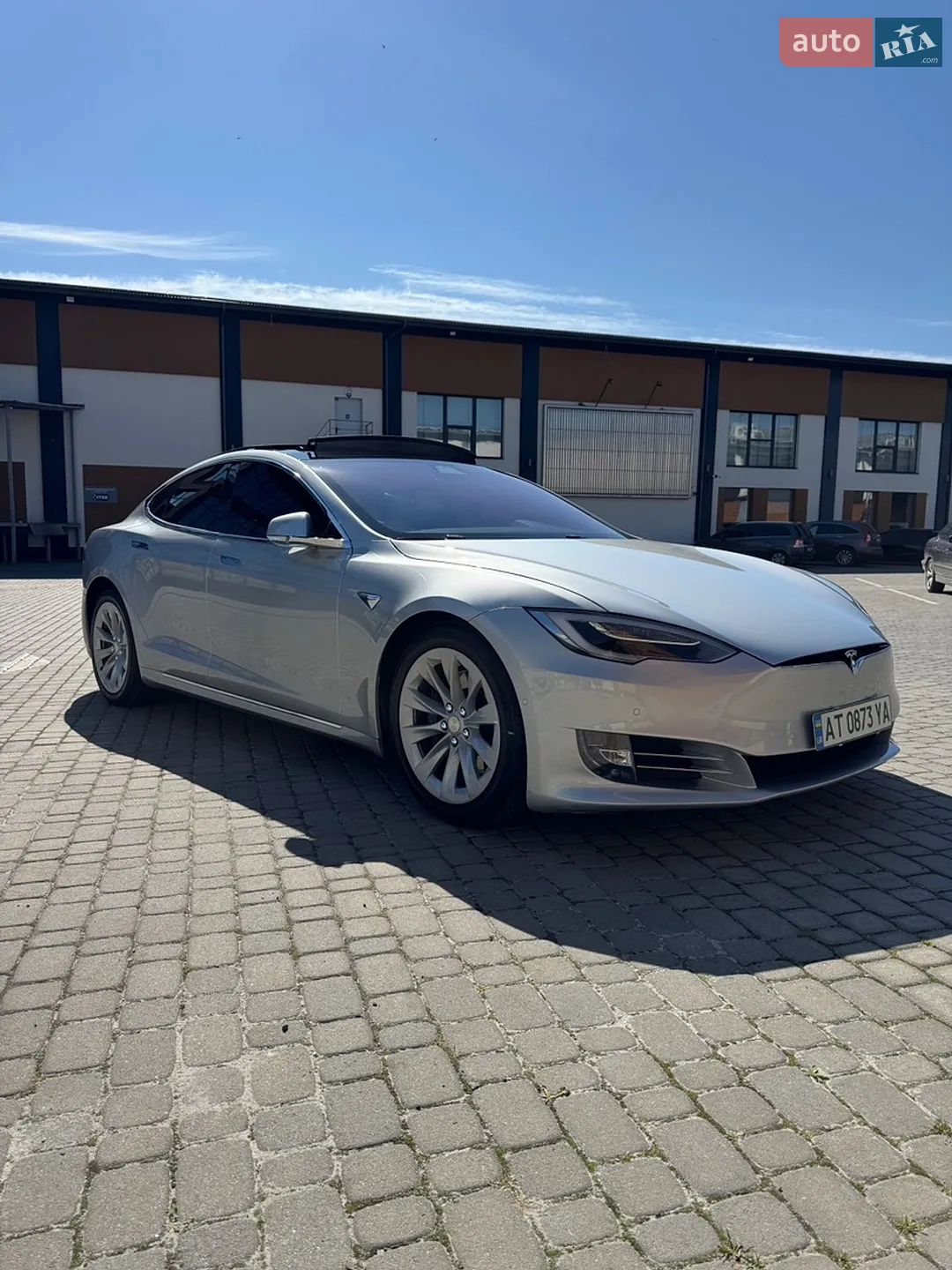 2016 Tesla Model S - мініатюра 14