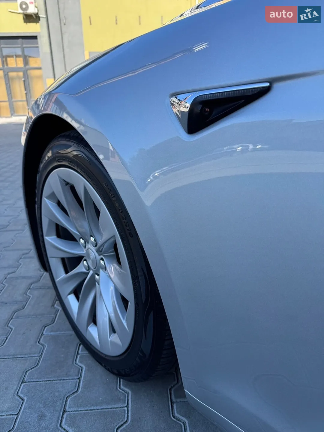 2016 Tesla Model S - мініатюра 17