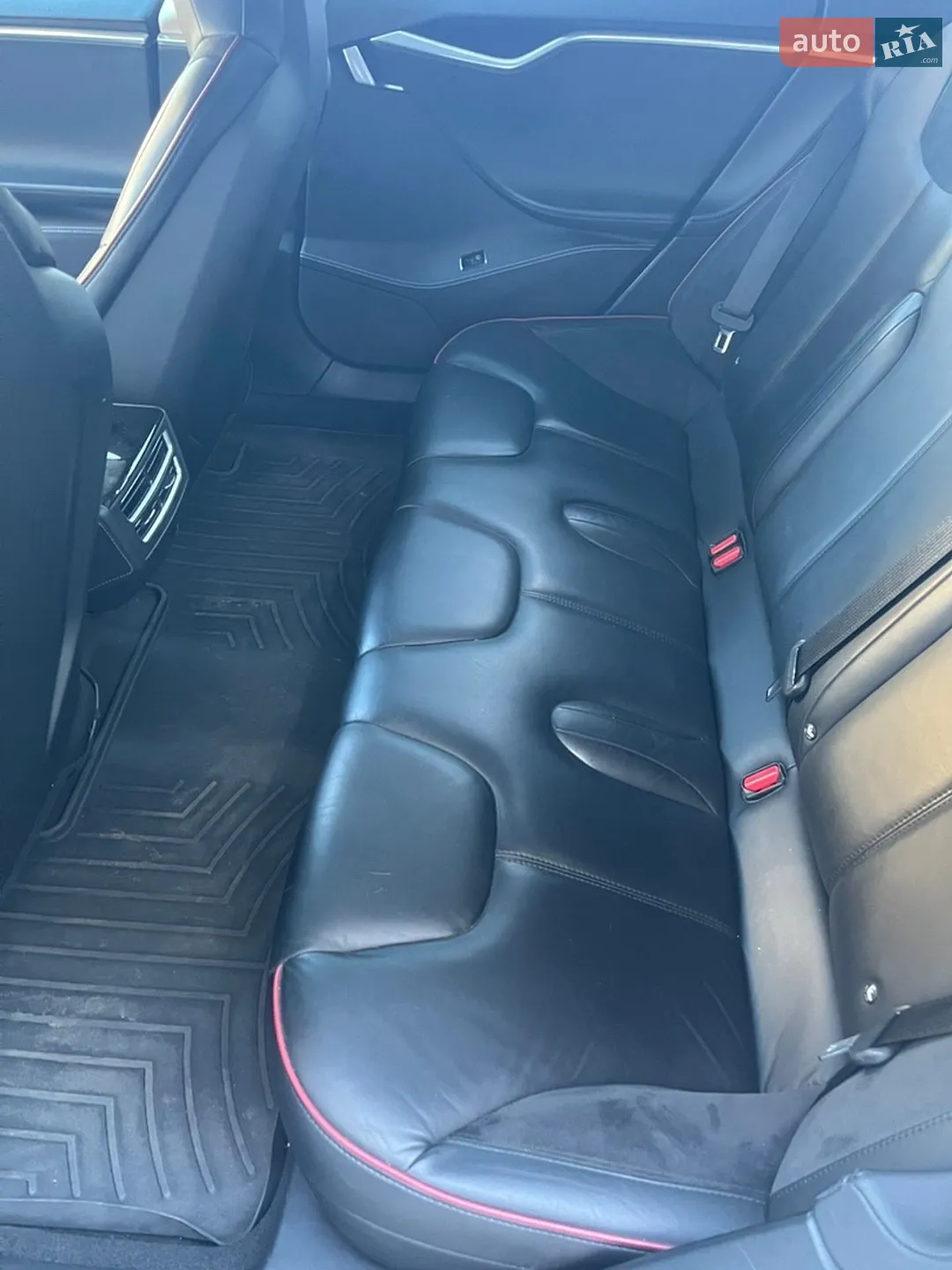 2014 Tesla Model S - мініатюра 16