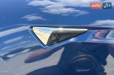 Ліфтбек Tesla Model S 2018 в Хмельницькому