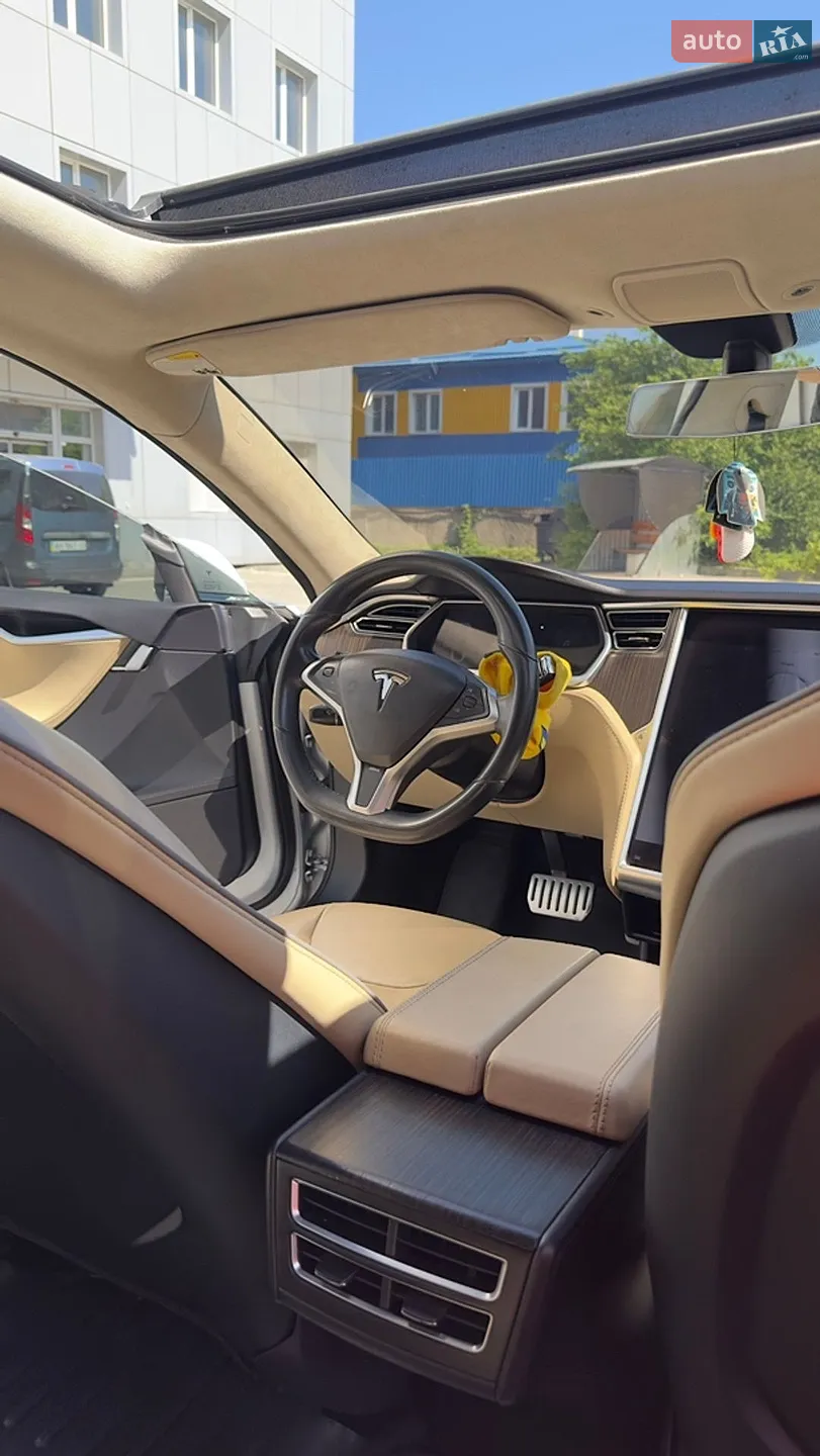2013 Tesla Model S - мініатюра 8