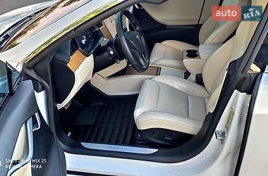 Лифтбек Tesla Model S 2019 в Днепре