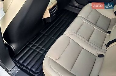 Лифтбек Tesla Model S 2019 в Днепре