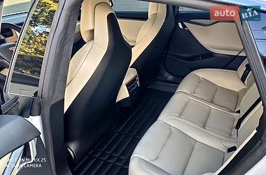 Лифтбек Tesla Model S 2019 в Днепре