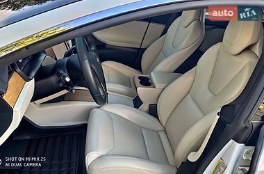 Лифтбек Tesla Model S 2019 в Днепре