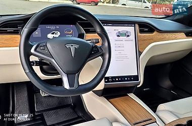 Лифтбек Tesla Model S 2019 в Днепре