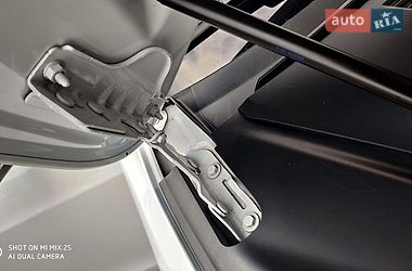 Лифтбек Tesla Model S 2019 в Днепре
