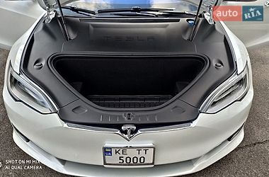 Лифтбек Tesla Model S 2019 в Днепре