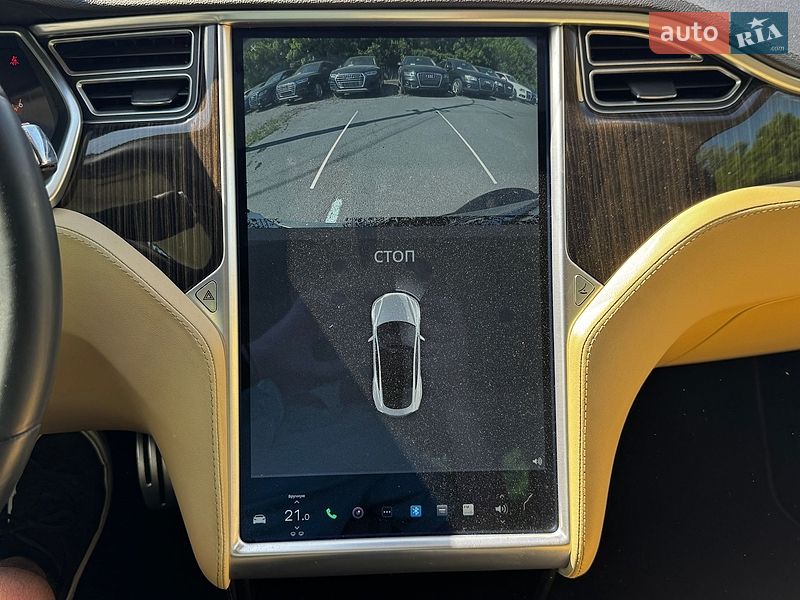 Ліфтбек Tesla Model S 2013 в Луцьку