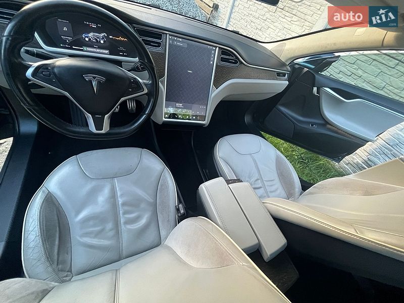 Лифтбек Tesla Model S 2013 в Житомире фото 16 Лифтбек Tesla Model S 2013 в Житомире