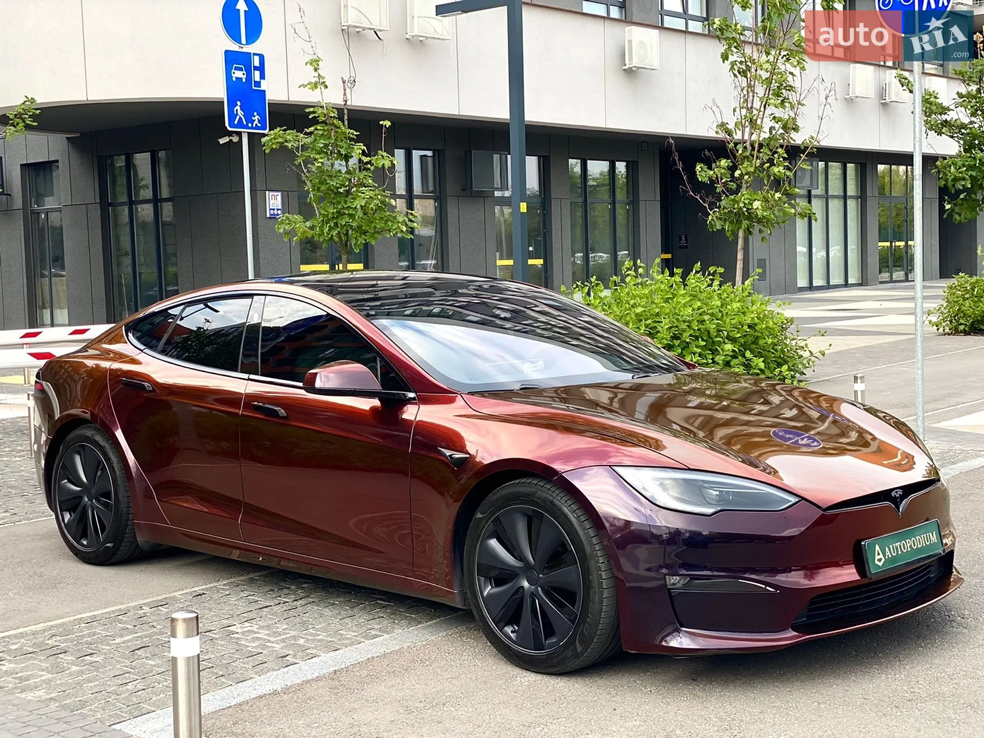 2021 Tesla Model S - мініатюра 4