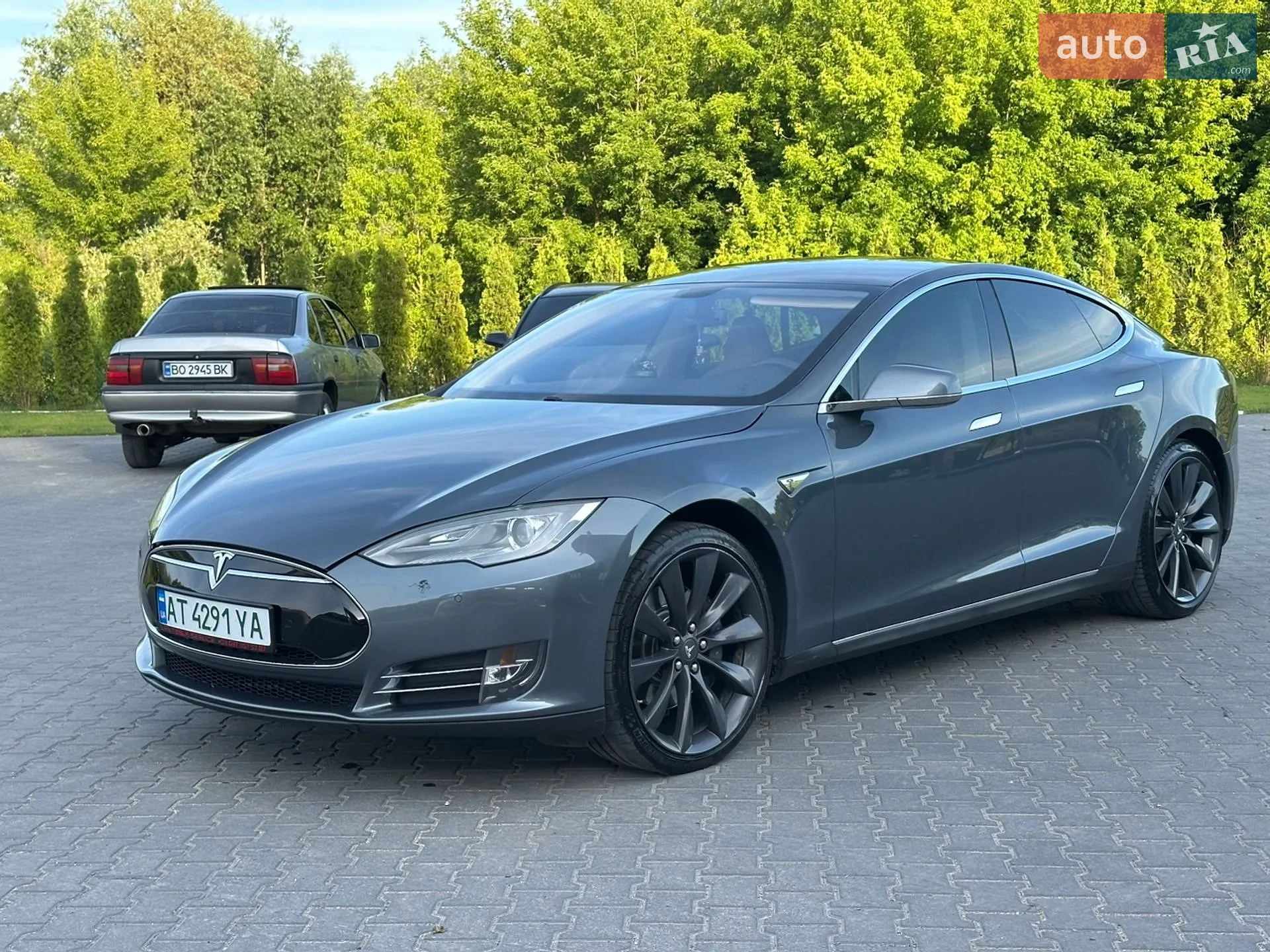 2014 Tesla Model S - мініатюра 3