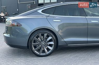 Ліфтбек Tesla Model S 2014 в Тернополі фото 17 Ліфтбек Tesla Model S 2014 в Тернополі