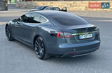 Ліфтбек Tesla Model S 2014 в Тернополі фото 25 Ліфтбек Tesla Model S 2014 в Тернополі