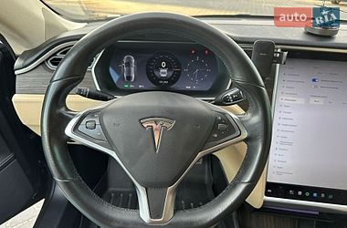 Ліфтбек Tesla Model S 2014 в Тернополі фото 35 Ліфтбек Tesla Model S 2014 в Тернополі