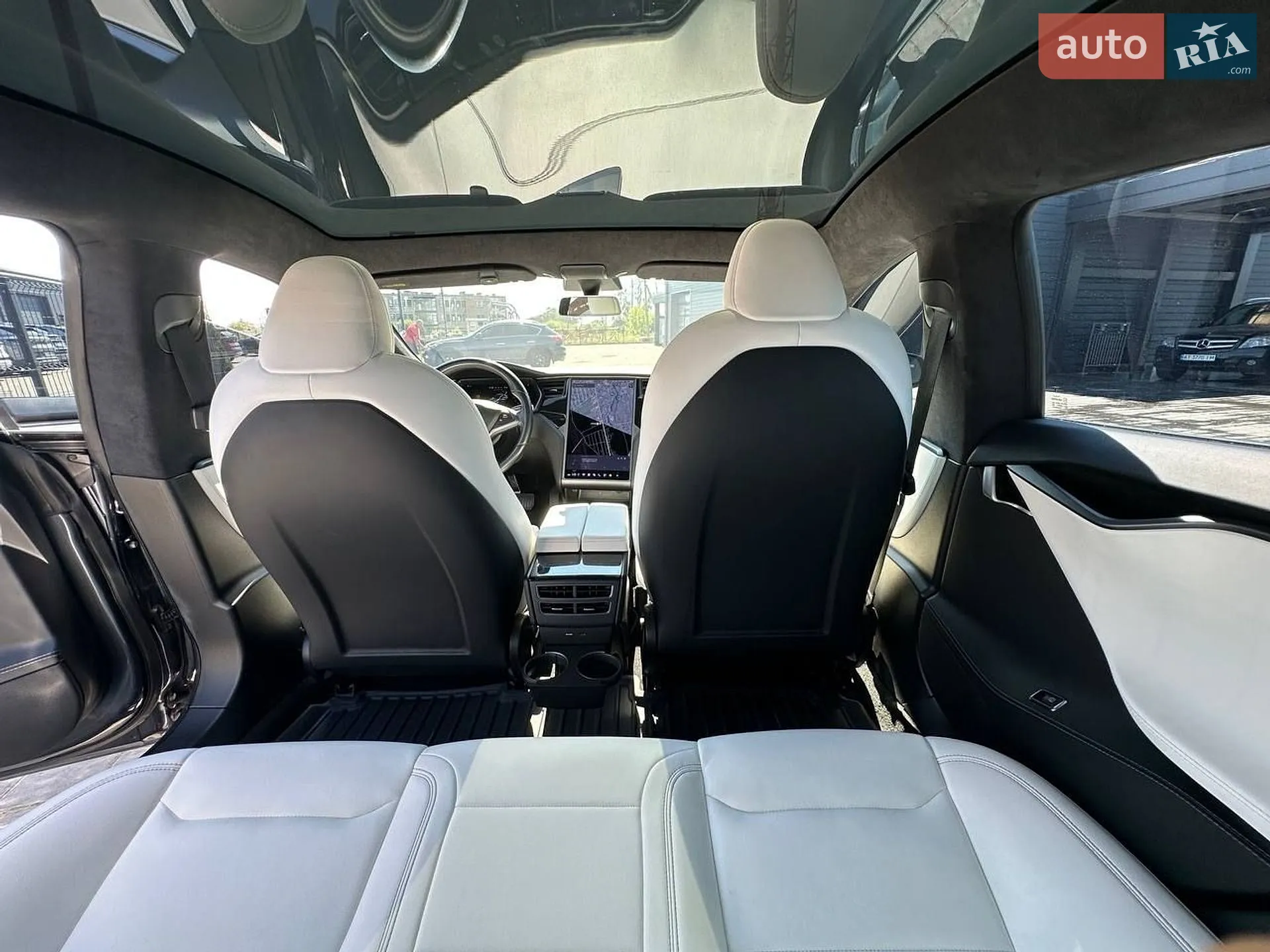 2020 Tesla Model S - мініатюра 32