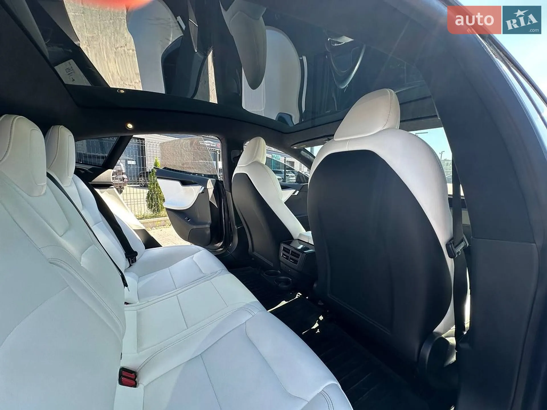 2020 Tesla Model S - мініатюра 30