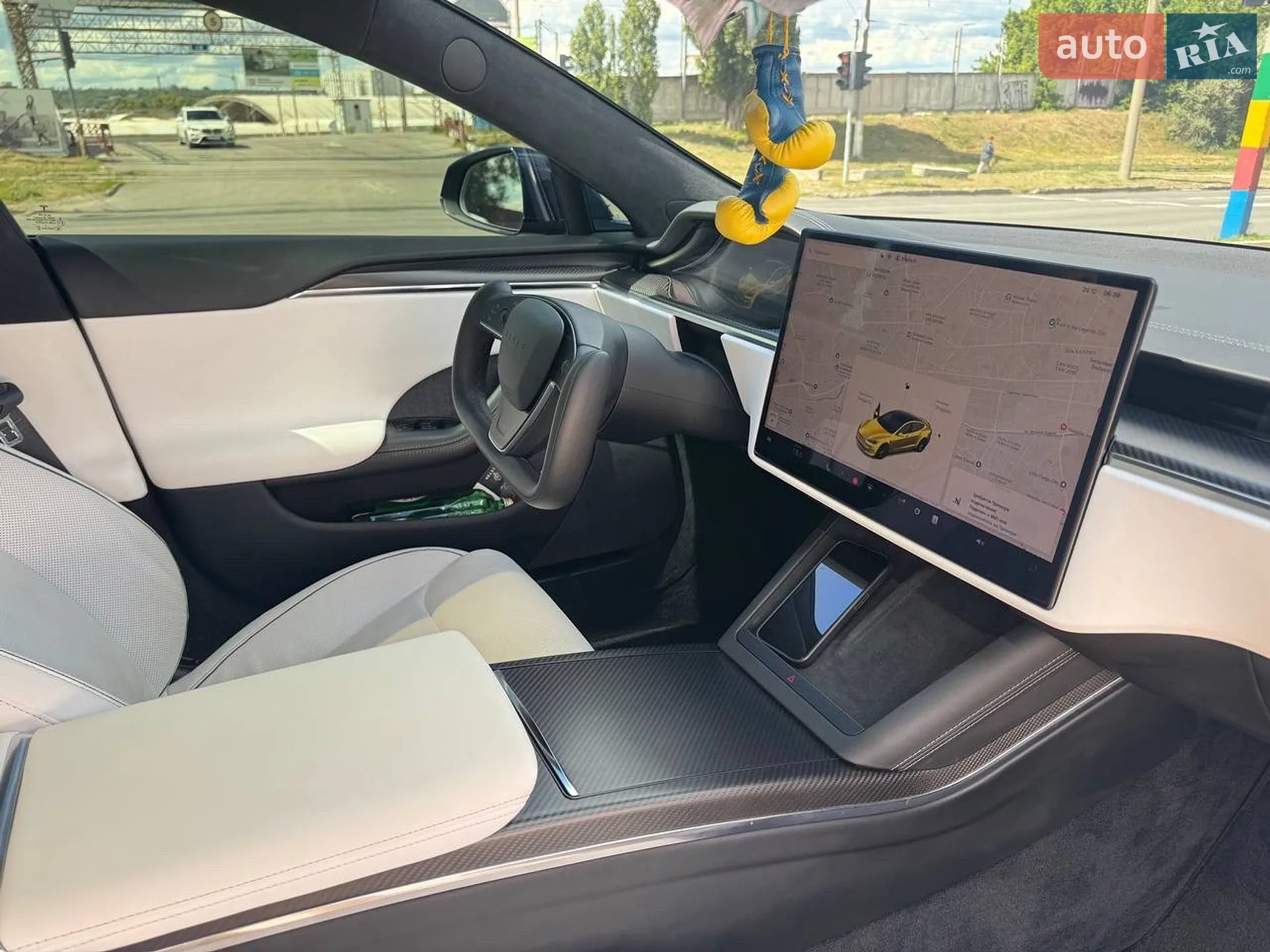 2022 Tesla Model S - мініатюра 26