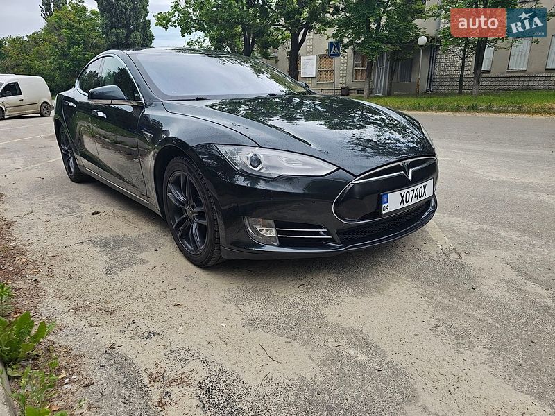 Лифтбек Tesla Model S 2013 в Харькове