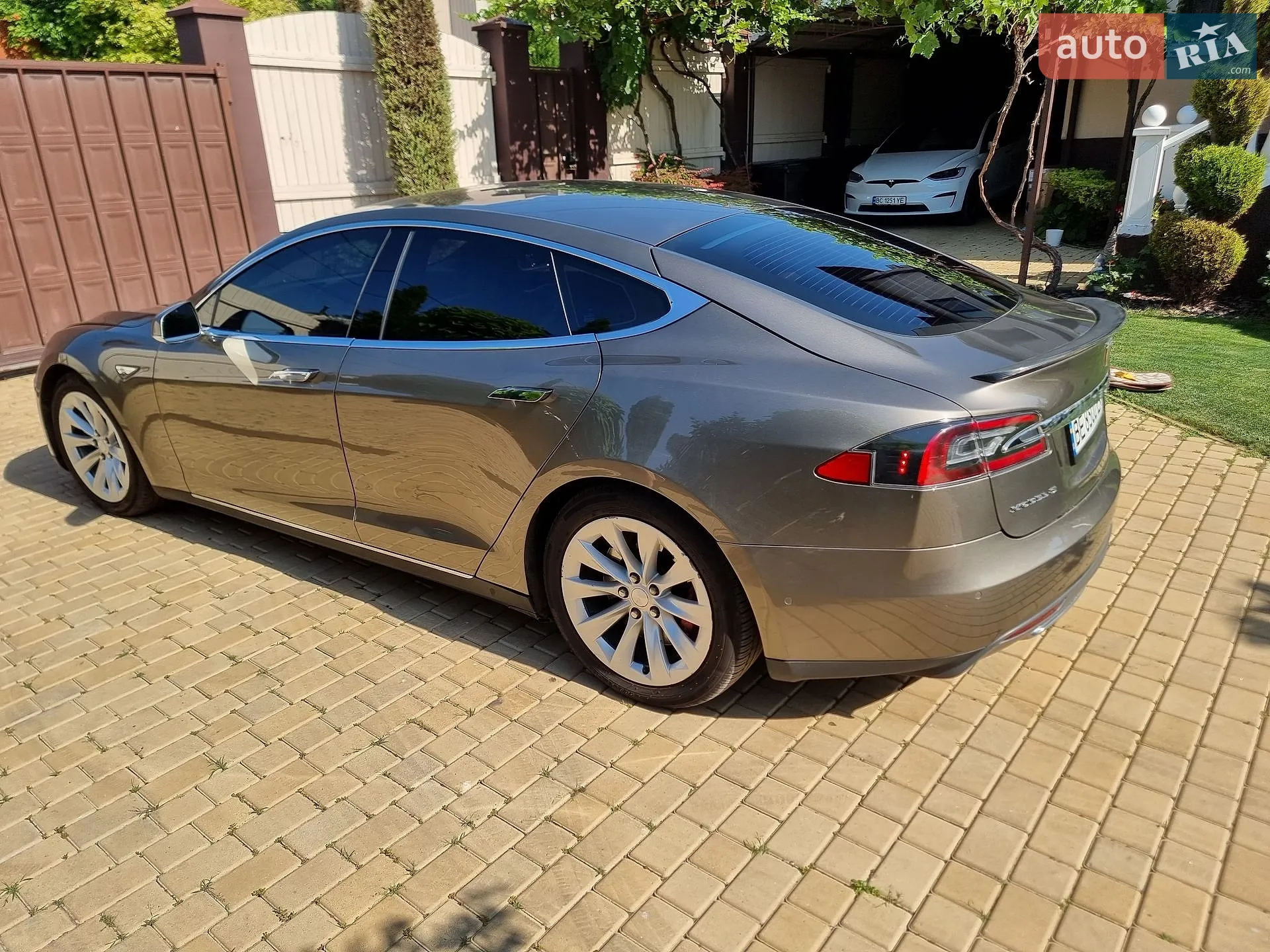 2015 Tesla Model S - мініатюра 4