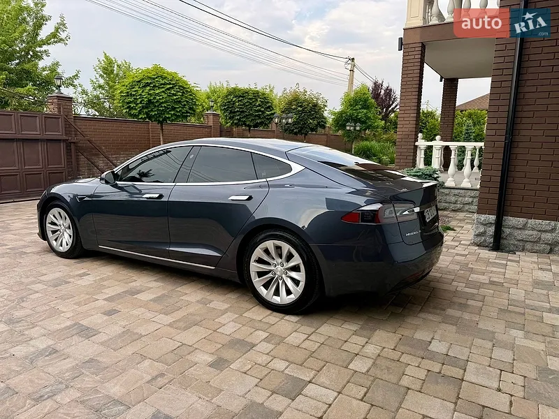 Tesla Model S 2018 VIN 5YJSA1E20JF297702 фото оголошення 7 з 115
