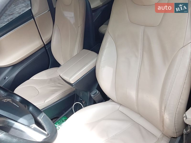 Лифтбек Tesla Model S 2013 в Харькове