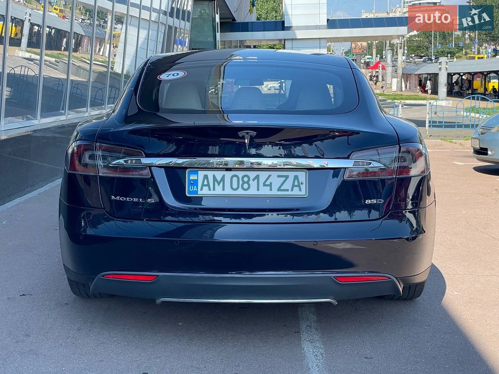 2015 Tesla Model S - мініатюра 8