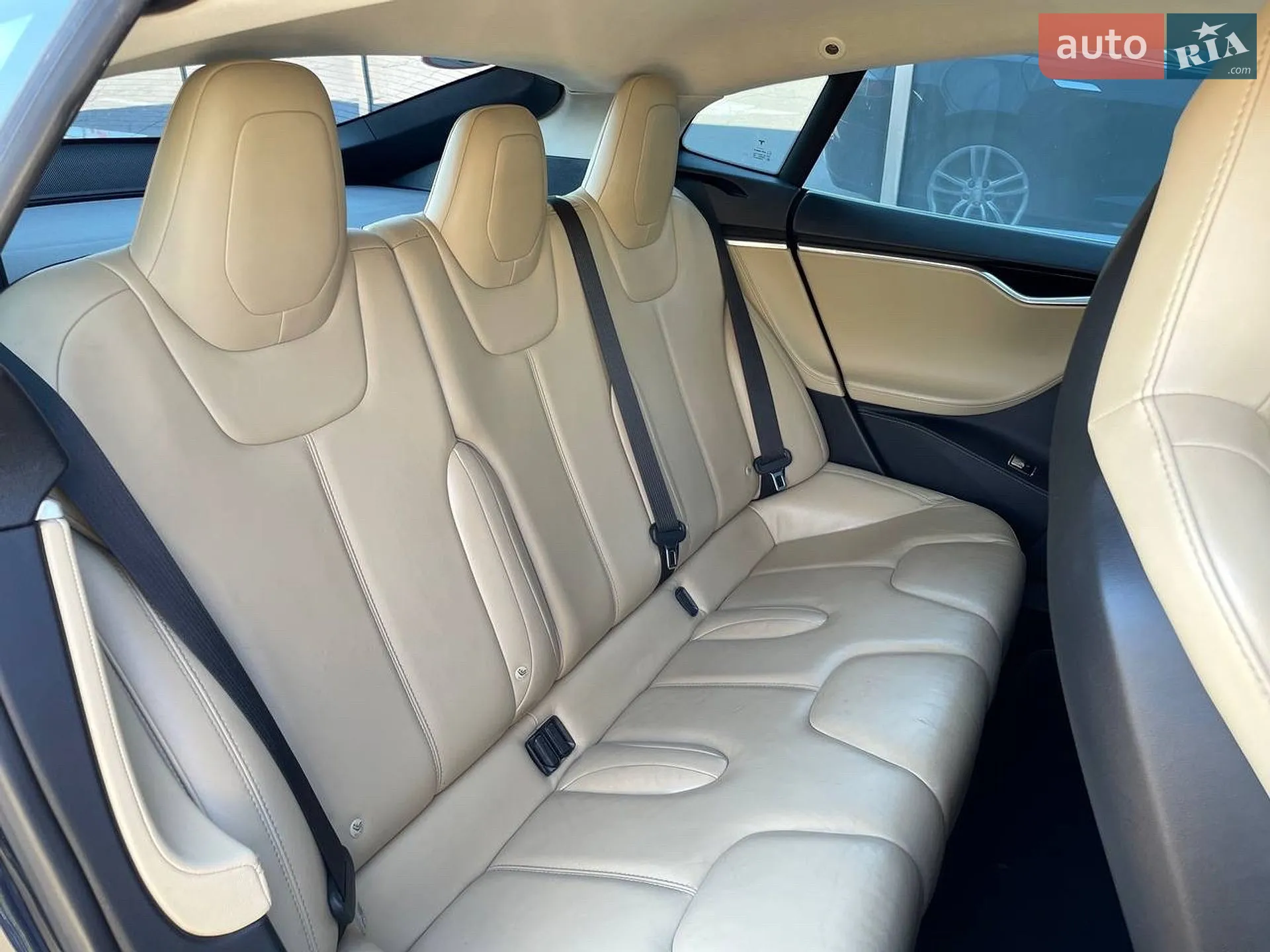 2015 Tesla Model S - мініатюра 19