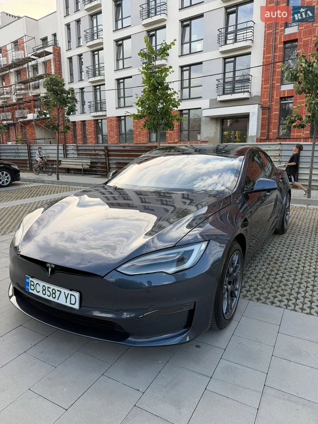2021 Tesla Model S - мініатюра 3