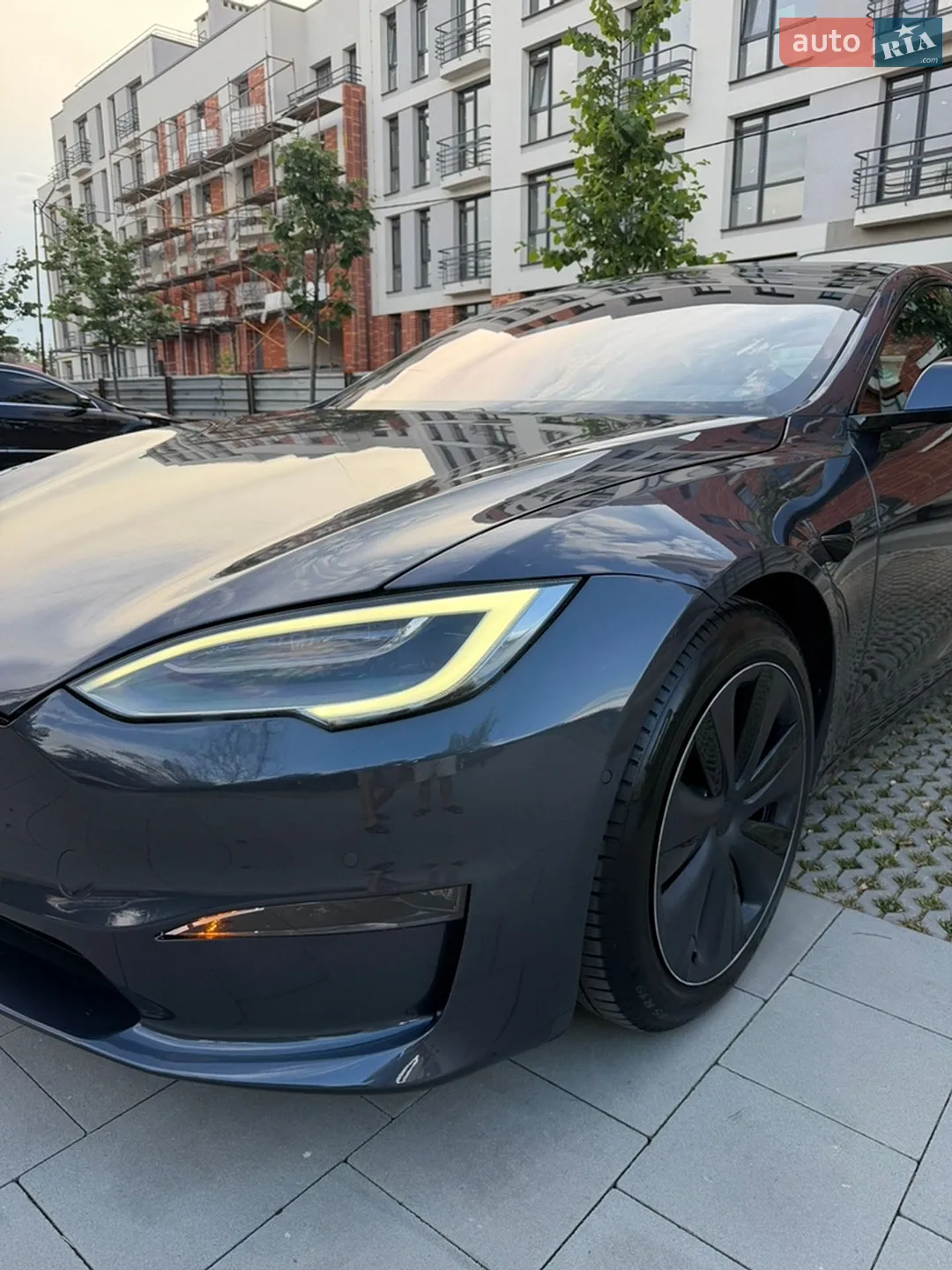 2021 Tesla Model S - мініатюра 19