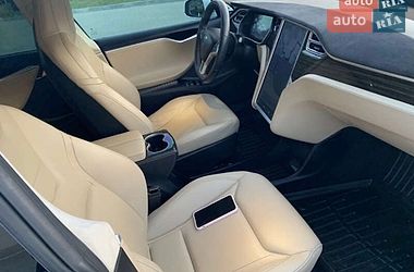 Лифтбек Tesla Model S 2015 в Бершади