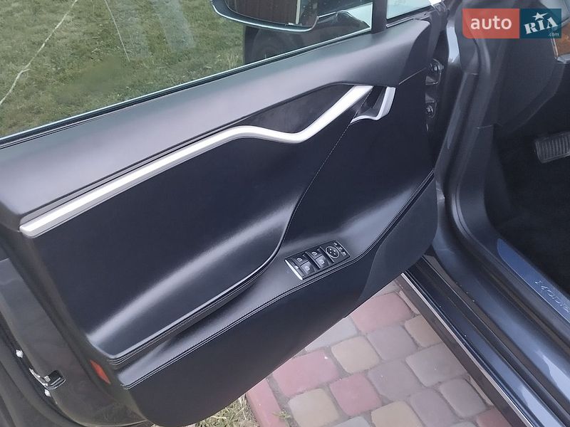 Лифтбек Tesla Model S 2018 в Павлограде фото 11 Лифтбек Tesla Model S 2018 в Павлограде