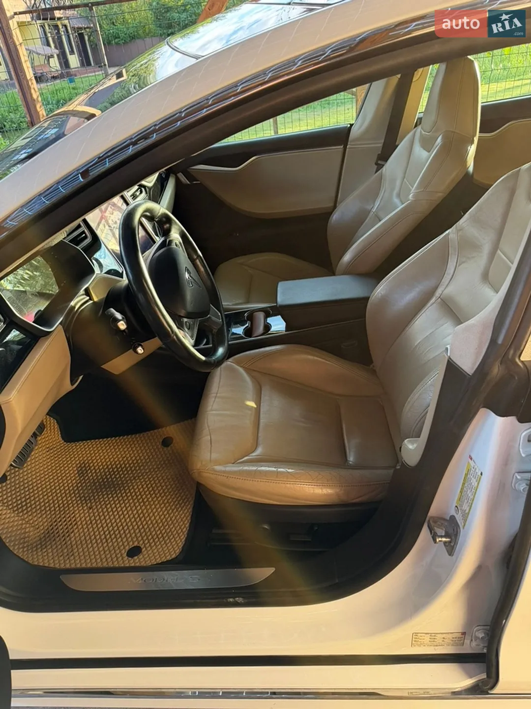 2015 Tesla Model S - мініатюра 20