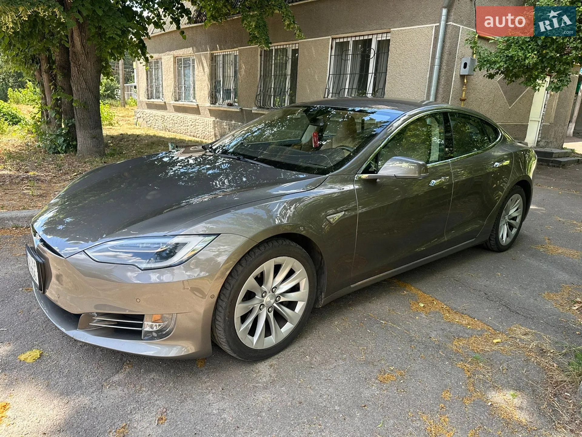 2016 Tesla Model S - мініатюра 3