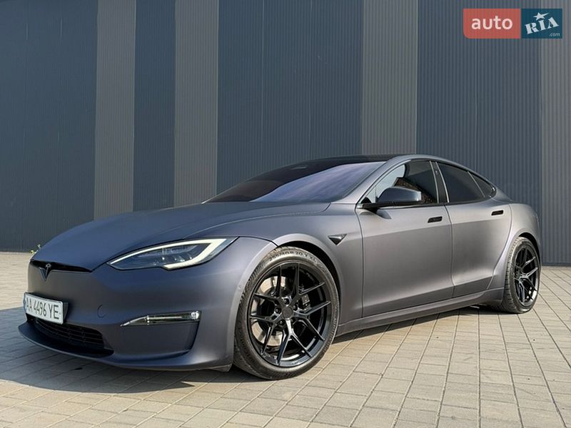 Лифтбек Tesla Model S 2021 в Киеве