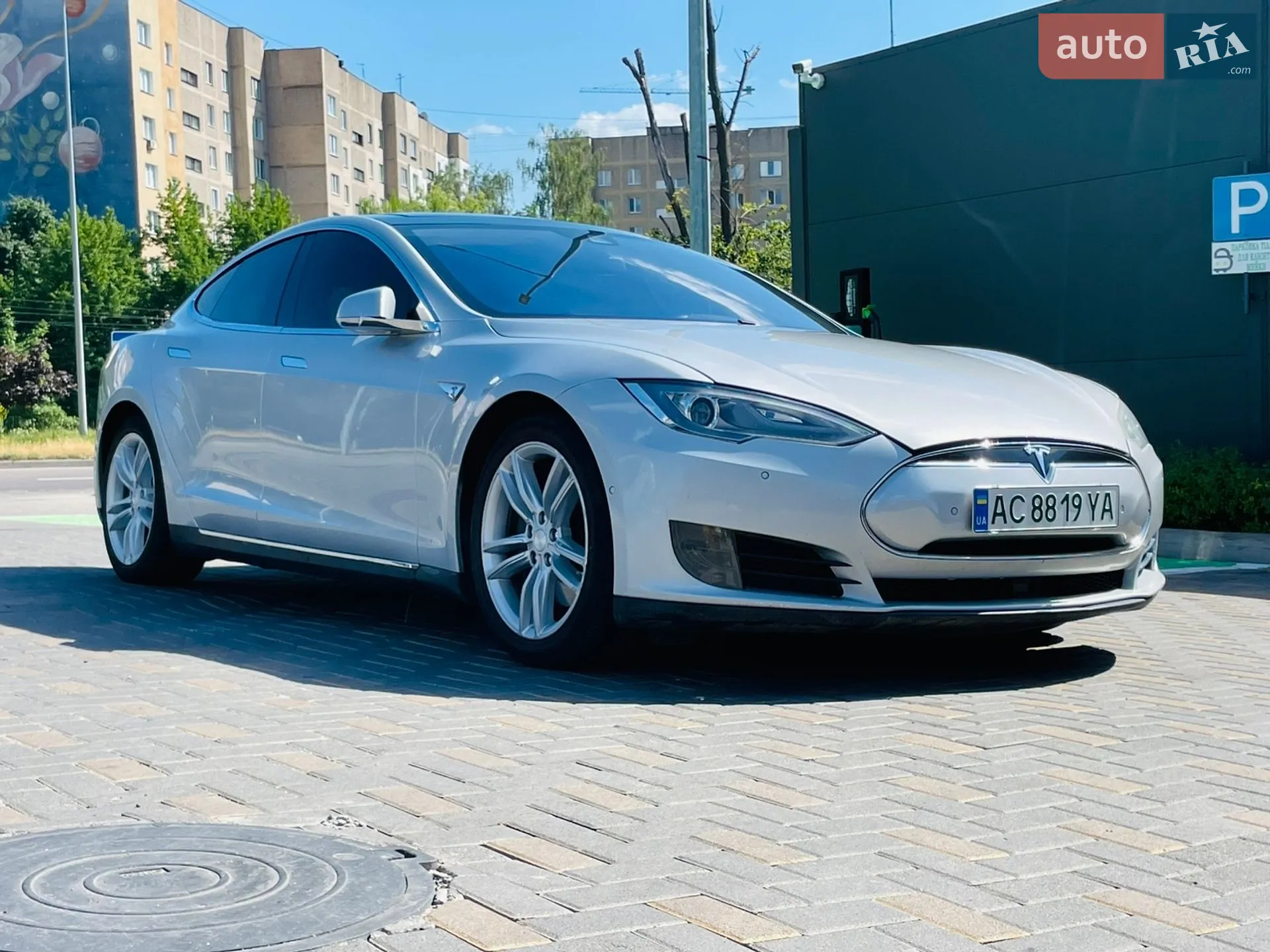 2016 Tesla Model S - мініатюра 39