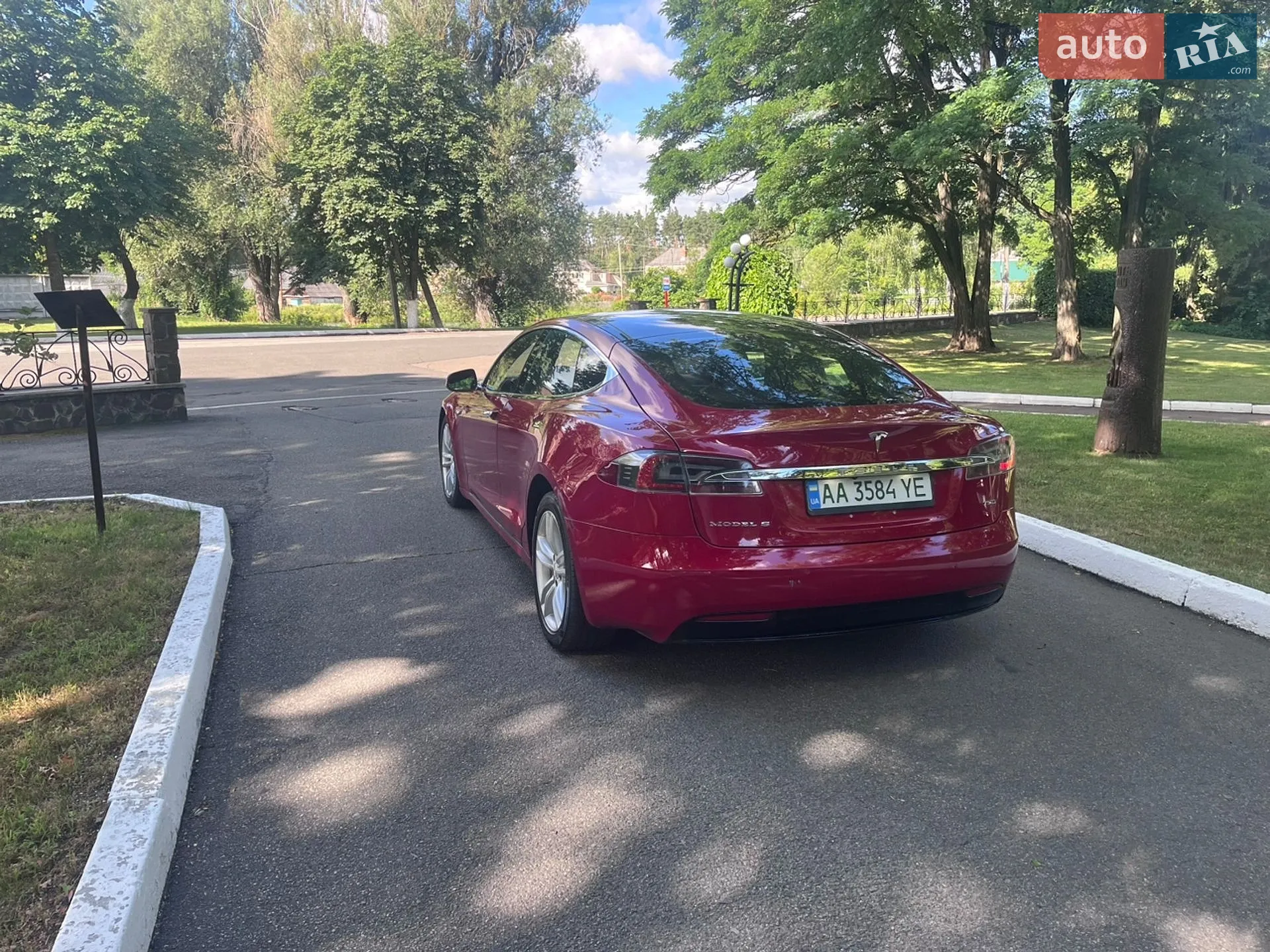 2016 Tesla Model S - мініатюра 4