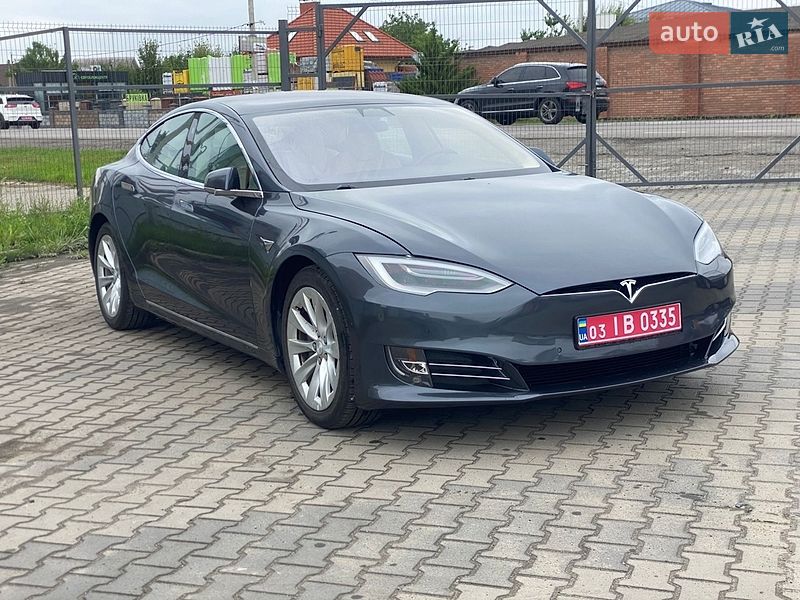 Лифтбек Tesla Model S 2018 в Луцке фото 3 Лифтбек Tesla Model S 2018 в Луцке