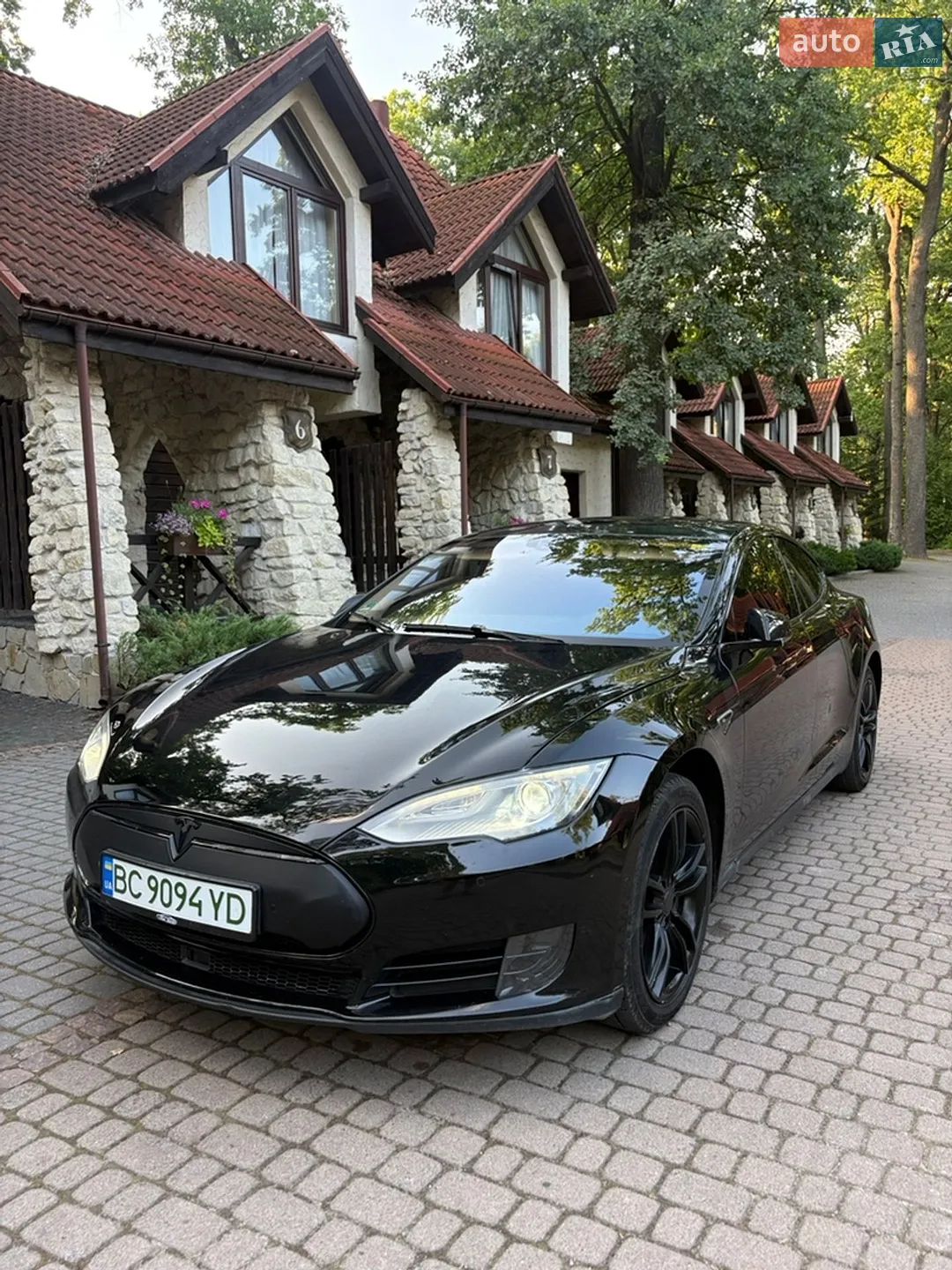 2015 Tesla Model S - фото 1