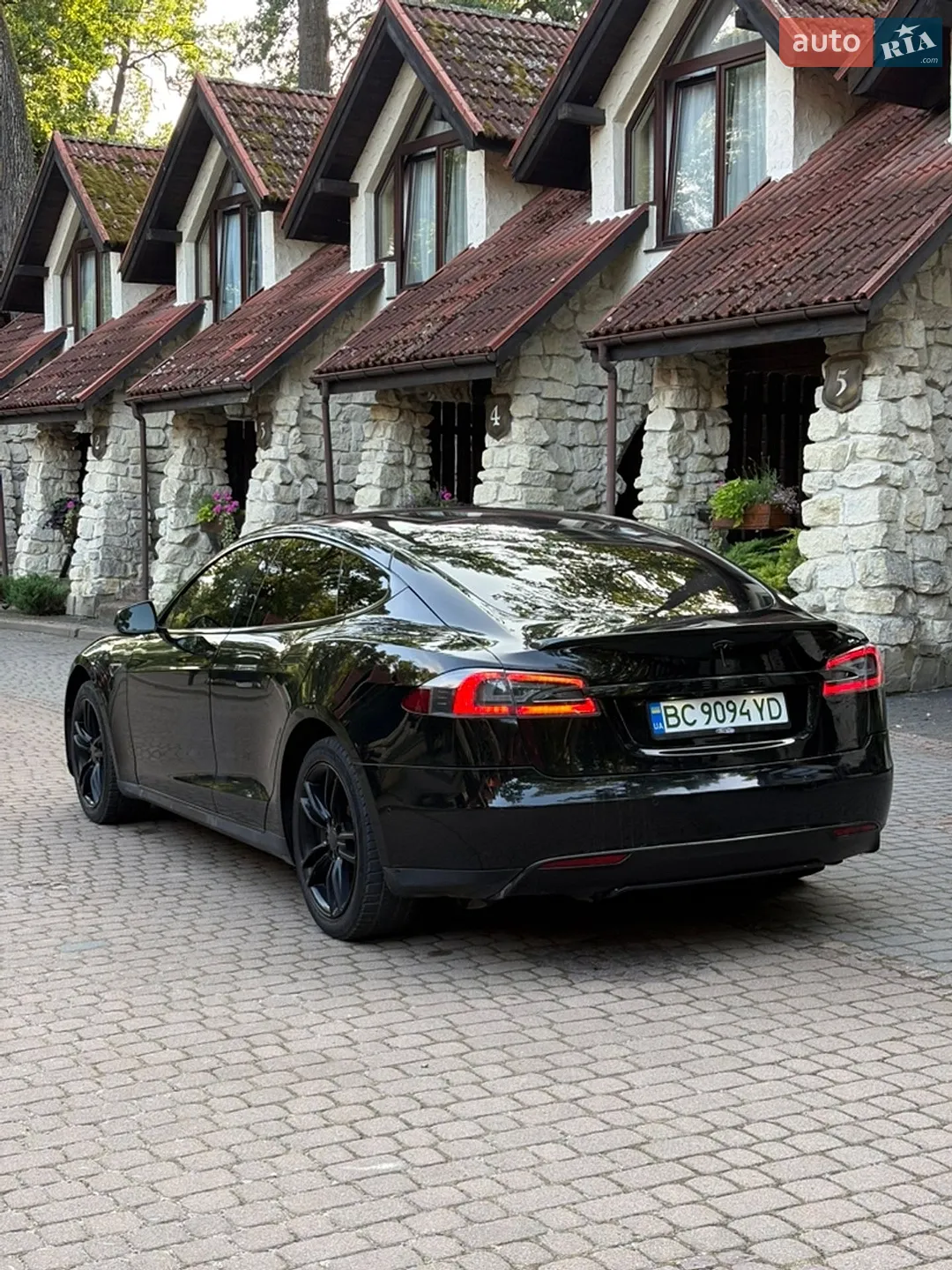 2015 Tesla Model S - мініатюра 9