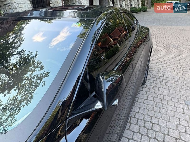 Ліфтбек Tesla Model S 2015 в Львові фото 25 Ліфтбек Tesla Model S 2015 в Львові