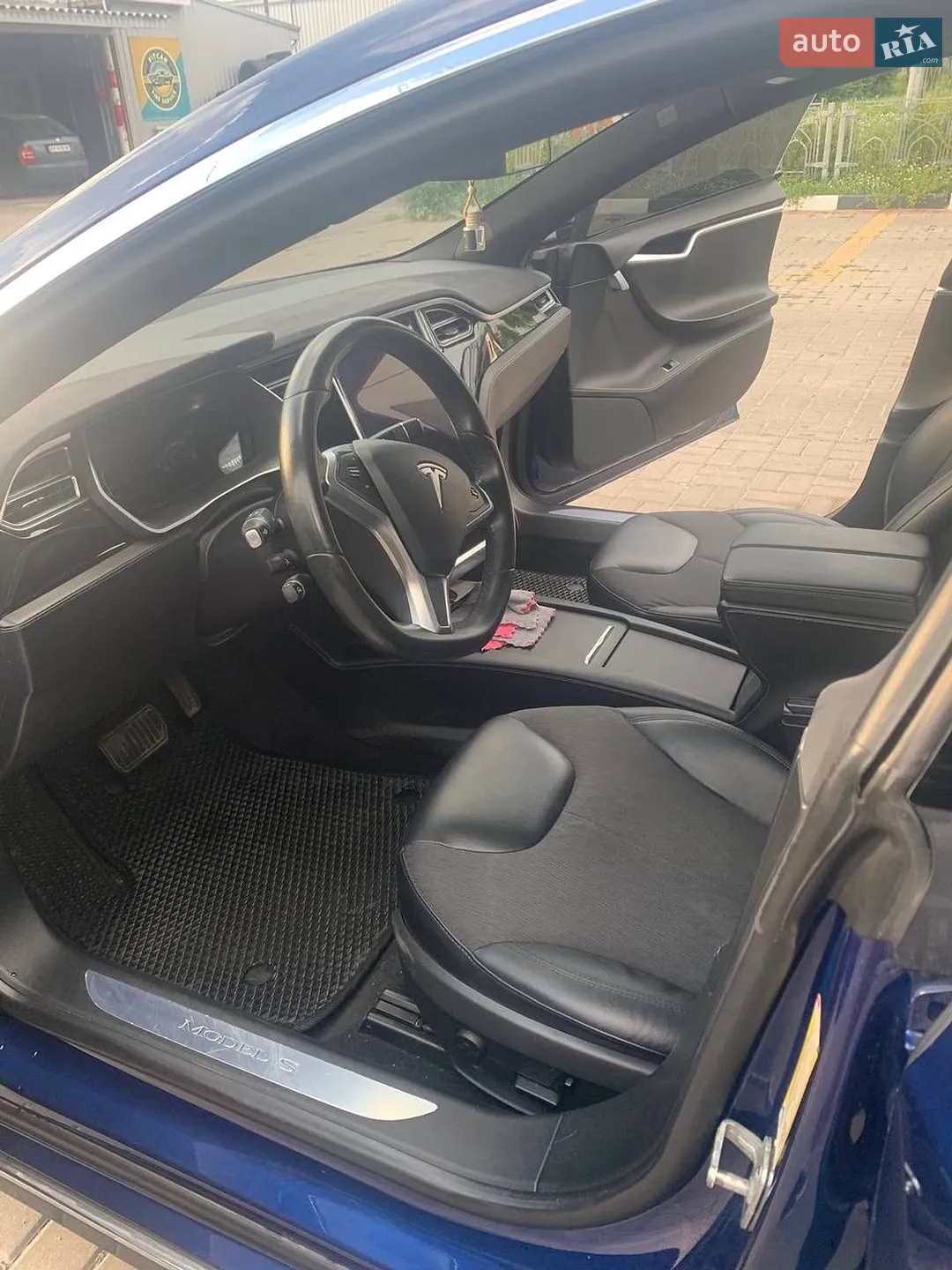 2016 Tesla Model S - мініатюра 9