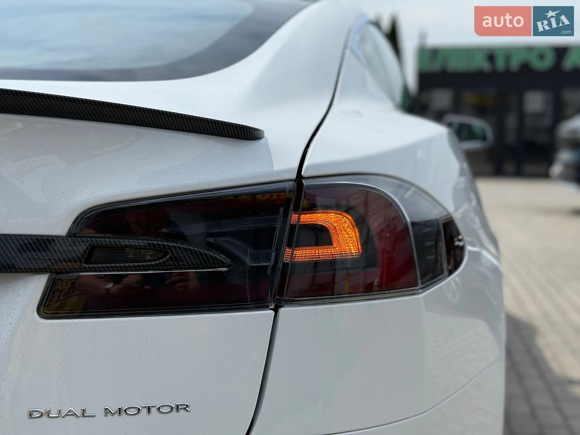 2020 Tesla Model S - мініатюра 8