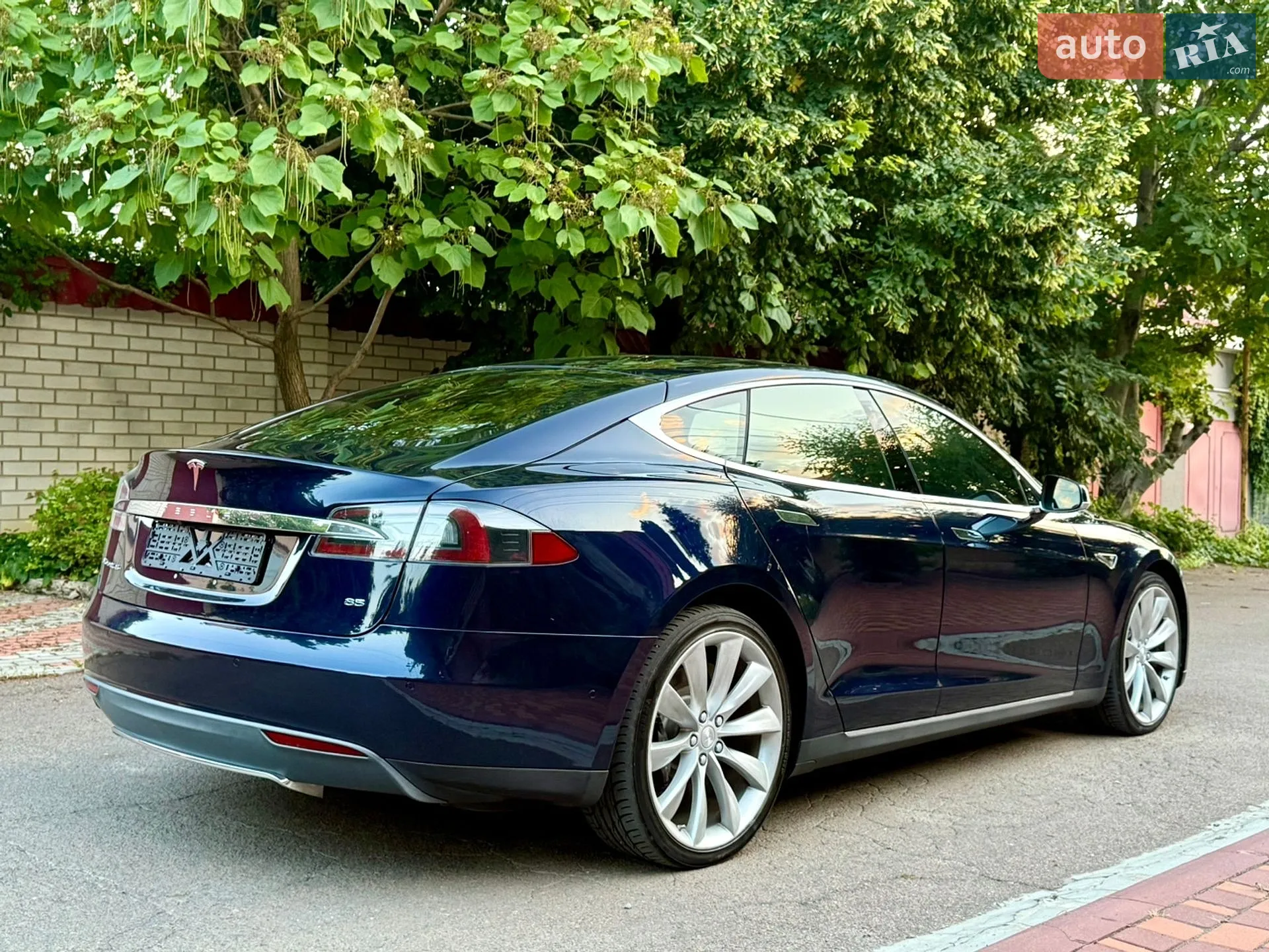 2015 Tesla Model S - мініатюра 8